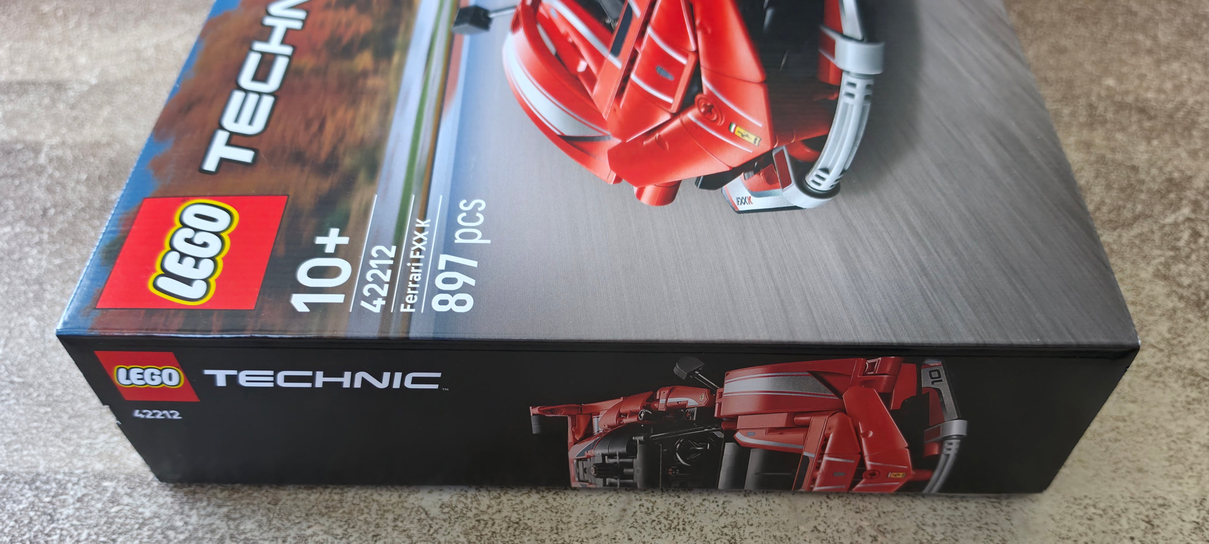LEGO Technic Ferrari FXX K Set #42212