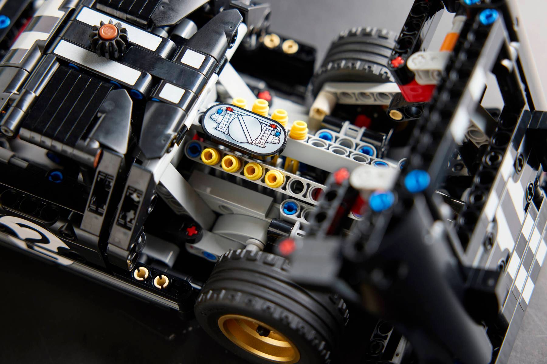 LEGO  Technic 1966 Ford GT40 MKII Race Car Set #42223
