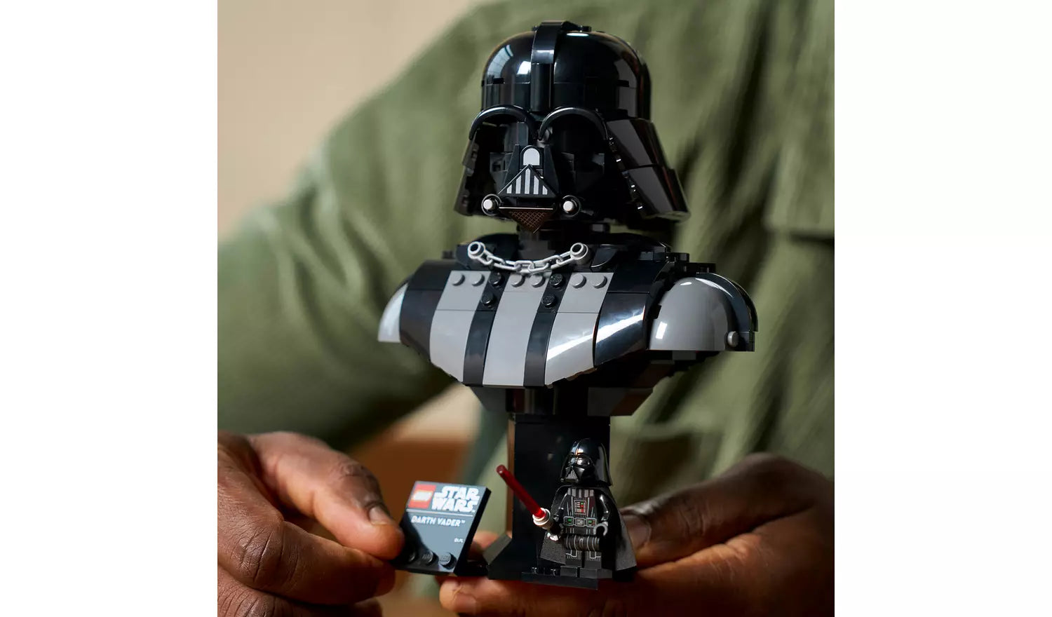 LEGO Star Wars Darth Vader Bust Model Set #75439